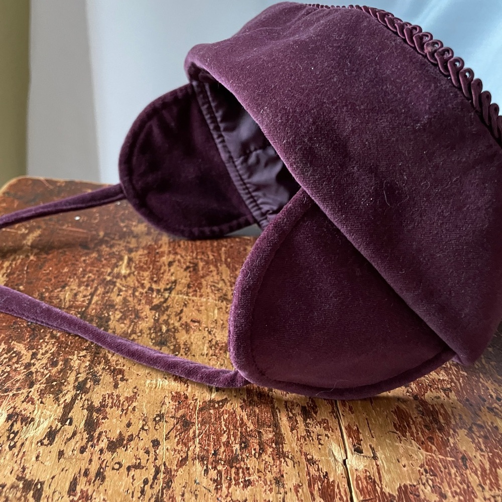 London Fog hat, size 4T